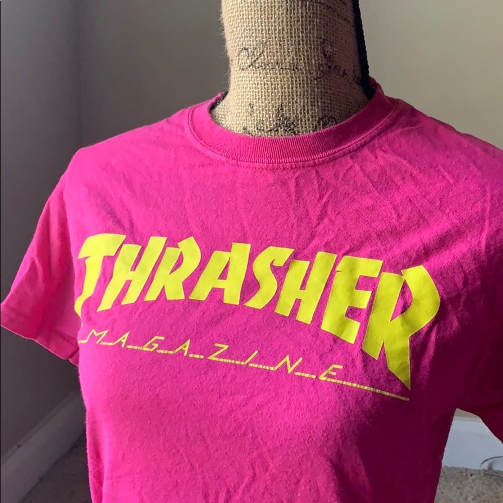 Pink Thrasher shirt 💕💛